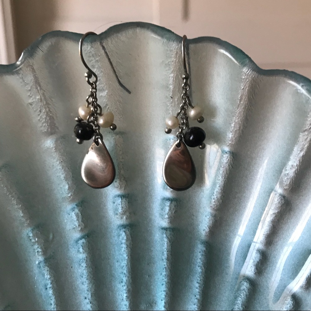 Lia Sophia earrings!